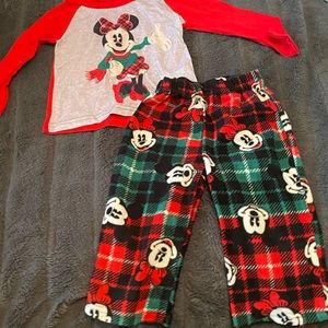 Minnie Christmas pj set